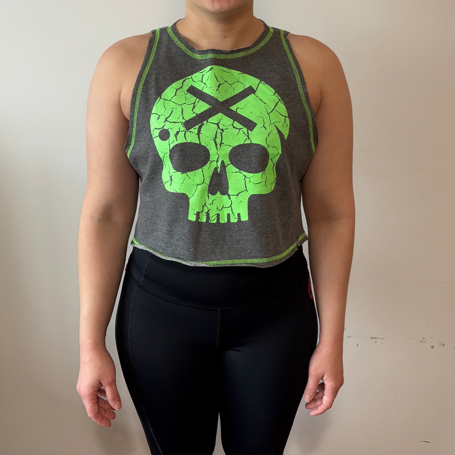 Cava Crop Caveira Bscross Cinza com Verde Neon
