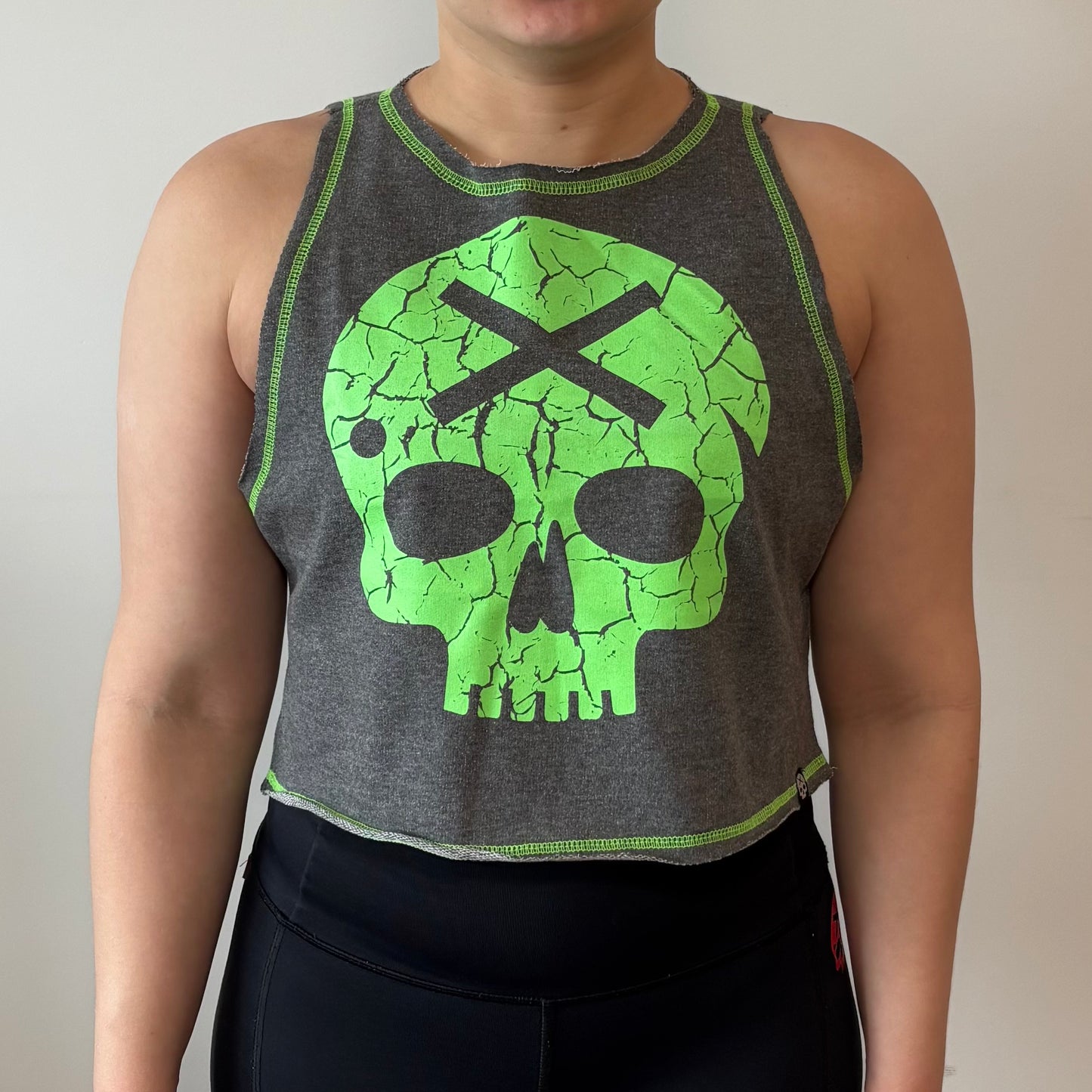 Cava Crop Caveira Bscross Cinza com Verde Neon