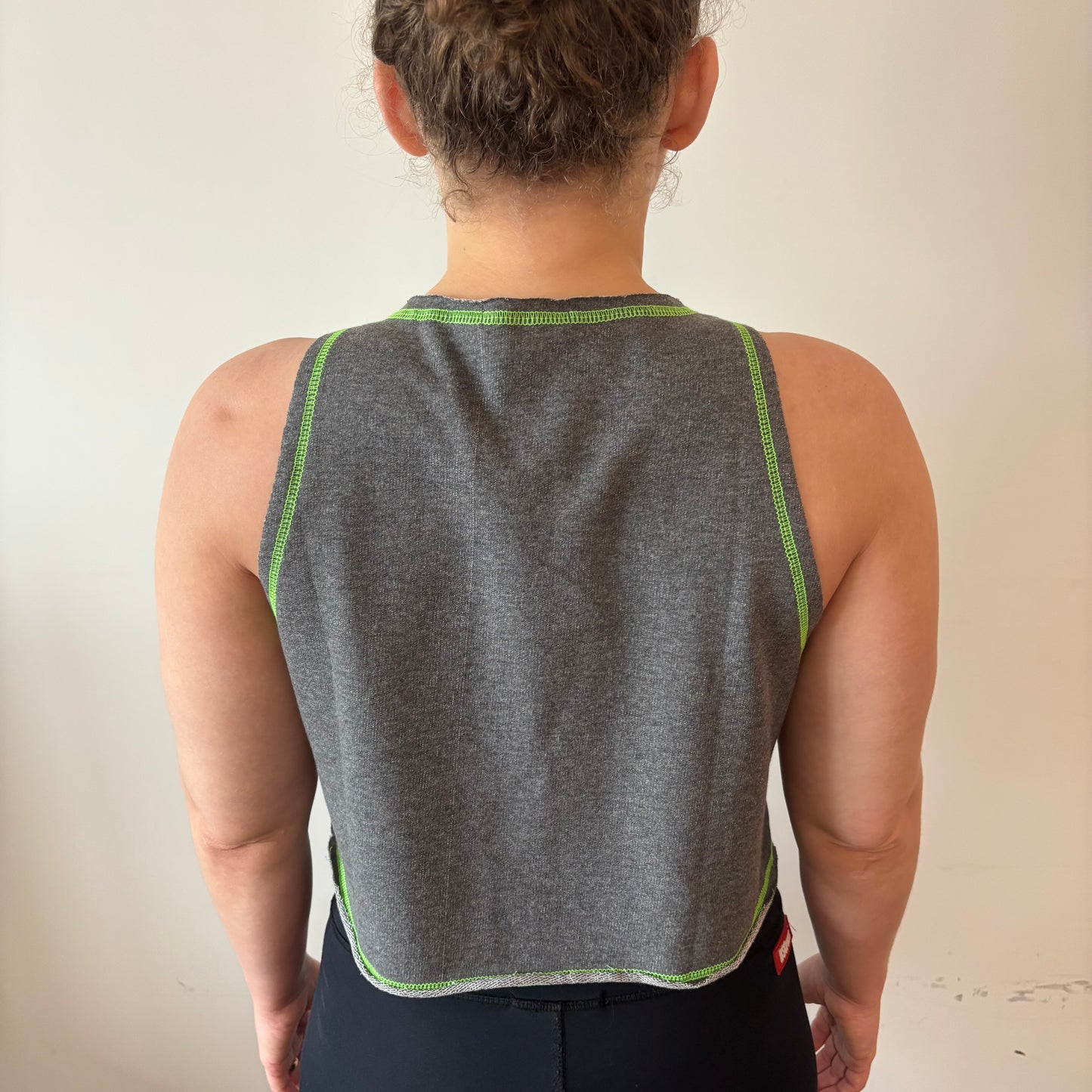 Cava Crop Caveira Bscross Cinza com Verde Neon