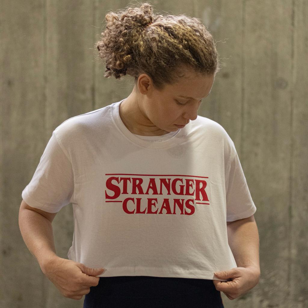 AMRAP T-Shirt Feminina Stranger Cleans Cropped